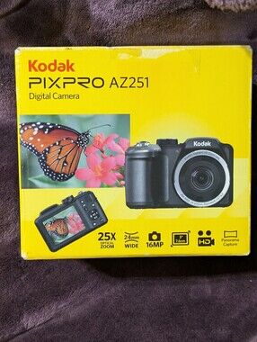 Kodak PIXPRO AZ251 Camera Bundle 👉 CIB